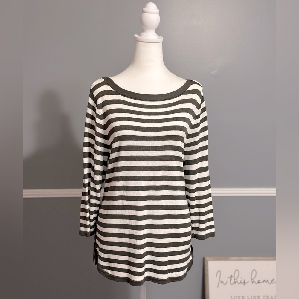 Chico's Long Sleeved Striped Sweater Olive Green & White Size Large‎